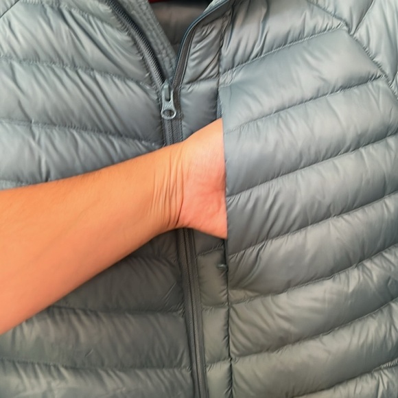 Lands' End Mens Size M Down Jacket Wanderweight Ultralight Packable Down NEW - Picture 3 of 7